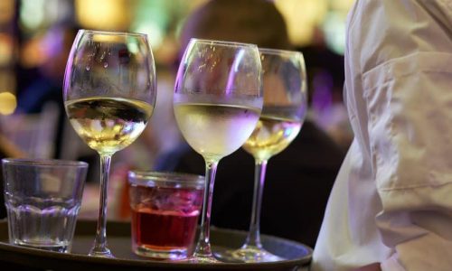 Commerces : aménagement pour l’ouverture des terrasses à partir du 19 mai