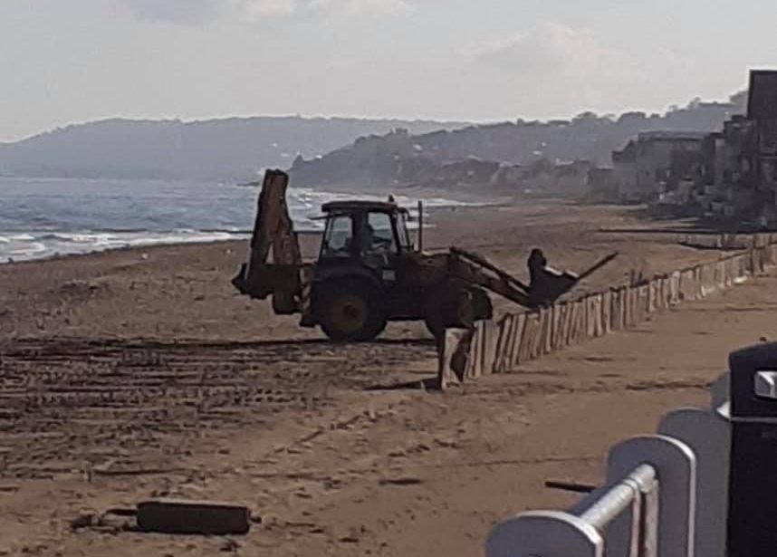 https://www.villers-sur-mer.fr/wp-content/uploads/2021/05/plage-858x615.jpg