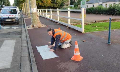 HANDICAP : pose de plaques podotactiles sur les différents passages piétions autour de l’école.