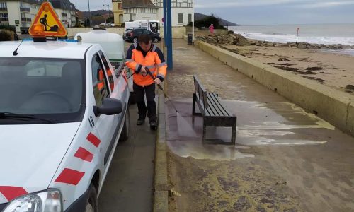 LA MAIRIE A VOTRE SERVICE : intervention de notre « service voirie » ces derniers jours