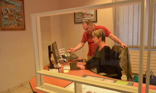 LA MAIRIE A VOTRE SERVICE : la Mairie ne prend pas de vacances cet été