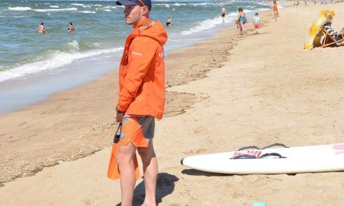PLAGE : aperçu en images d’une journée de surveillance par la SNSM