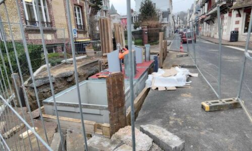 PROPRETÉ : les nouvelles poubelles enterrées rue Foch sont en train d’être installées