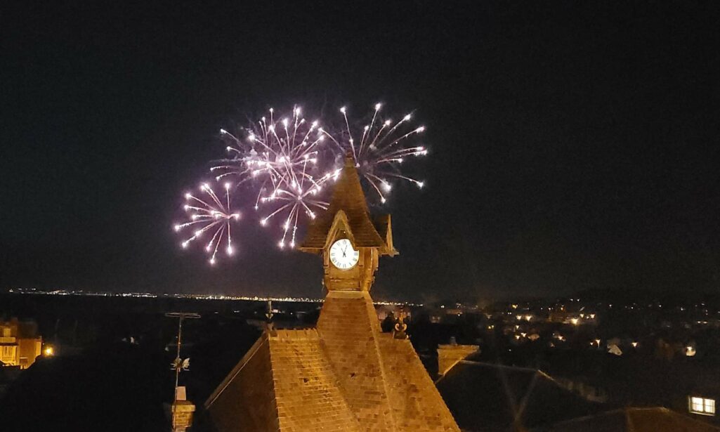 https://www.villers-sur-mer.fr/wp-content/uploads/2023/07/FB_IMG_1690230440750-1025x615.jpg