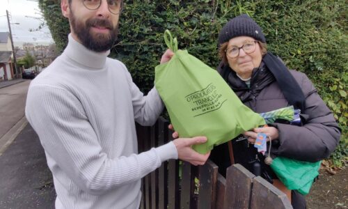Solidarité | La distribution des colis de Noël a débuté